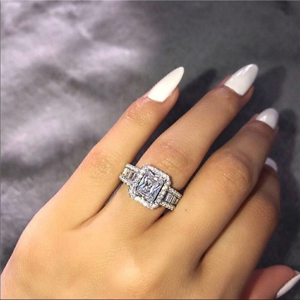 Beautiful White CZ Diamond Ring - Picture 7 of 7